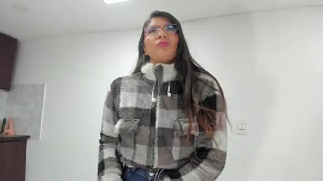 Snapshot of Luna_Dumont chatting on June 2026 11:16:02 AM Luna Dumont online show from June 2026 11:16:02 AM