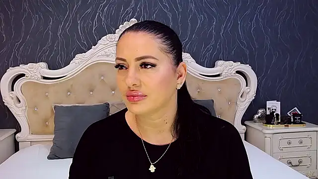 Snapshot of Lauren_Saint chatting on November 2025 08:45:01 AM Lauren Saint online show from November 2025 08:45:01 AM