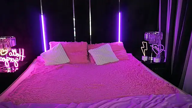 Snapshot of CocoSecretss chatting on October 2025 07:08:01 AM CocoSecretss online show from October 2025 07:08:01 AM