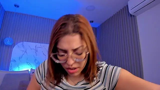 Snapshot of Dollar-girl chatting on June 2026 05:56:01 AM Dollar-girl online show from June 2026 05:56:01 AM