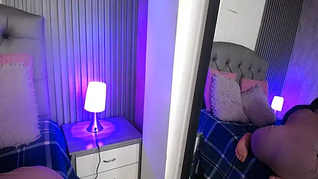 kendall saenz online show from December 2024 04:42:01 PM