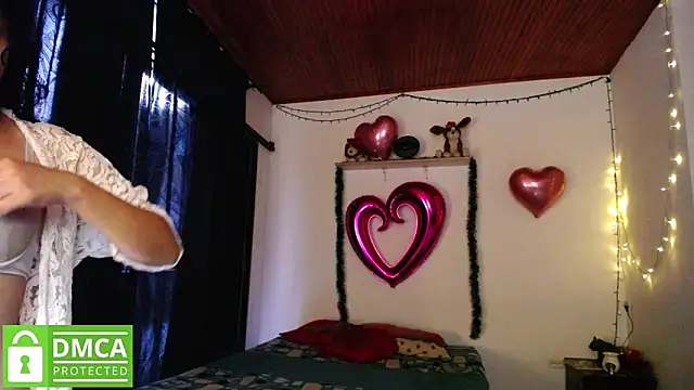 Mr MrsCurie online show from December 2024 10:18:01 PM