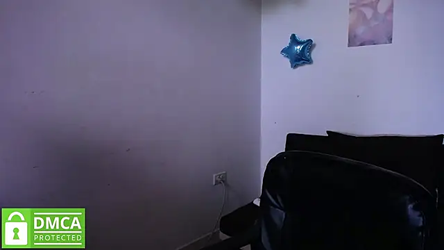 Snapshot of Mr_MrsCurie chatting on January 2025 08:25:01 PM Mr MrsCurie online show from January 2025 08:25:01 PM