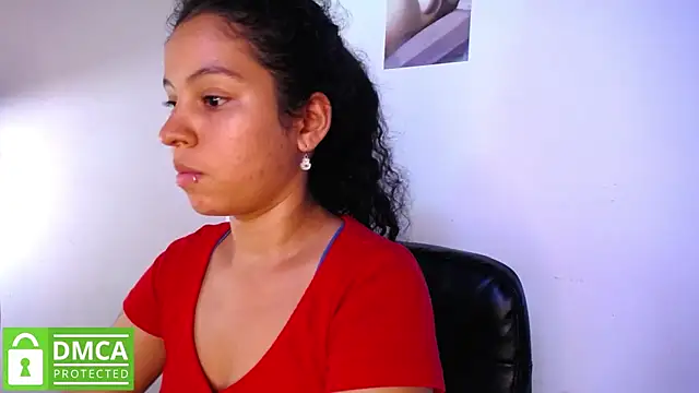 Snapshot of Mr_MrsCurie chatting on February 2025 08:39:01 PM Mr MrsCurie online show from February 2025 08:39:01 PM