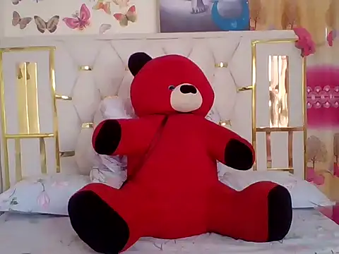 Snapshot of slybin_ chatting on December 2024 06:41:01 AM slybin online show from December 2024 06:41:01 AM