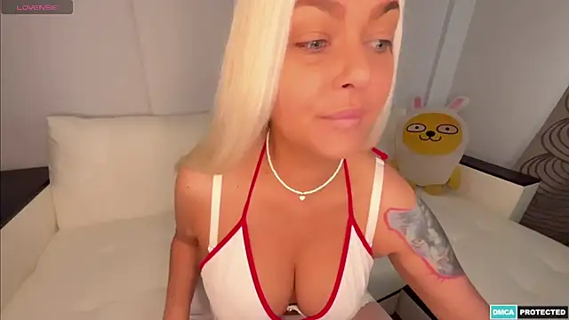 Snapshot of Anna_Bali chatting on January 2025 04:50:02 AM Anna Bali online show from January 2025 04:50:02 AM