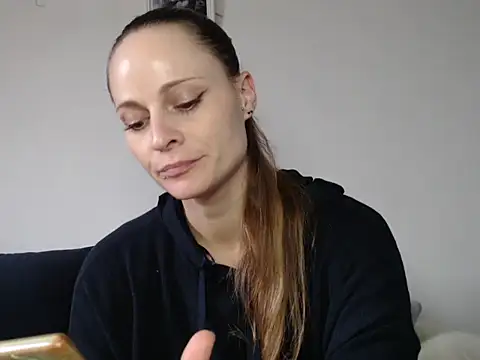 Snapshot of naikah714 chatting on December 2024 12:49:01 PM naikah714 online show from December 2024 12:49:01 PM