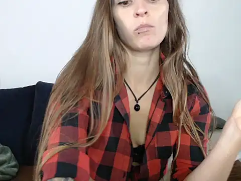 Snapshot of naikah714 chatting on September 2025 02:28:01 PM naikah714 online show from September 2025 02:28:01 PM