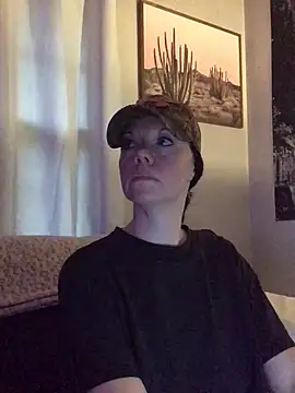 SidneyRaee online show from October 2025 03:47:02 PM