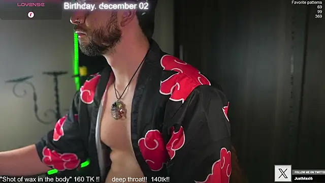 Snapshot of just_maxii chatting on November 2025 12:21:01 AM just maxii online show from November 2025 12:21:01 AM