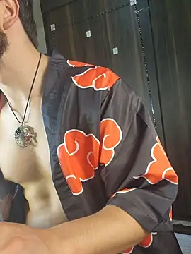 Snapshot of just_maxii chatting on November 2025 12:10:01 AM just maxii online show from November 2025 12:10:01 AM