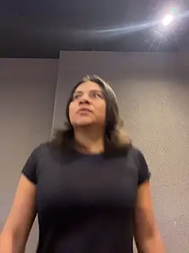 Nina-Eros1 online show from November 2025 03:36:02 PM