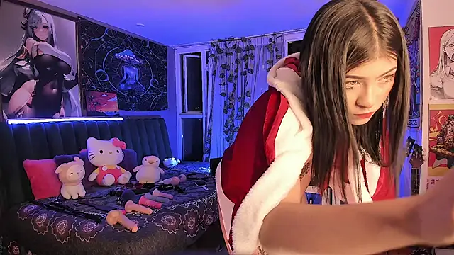 Snapshot of LanaKyutt chatting on December 2024 03:00:01 AM LanaKyutt online show from December 2024 03:00:01 AM