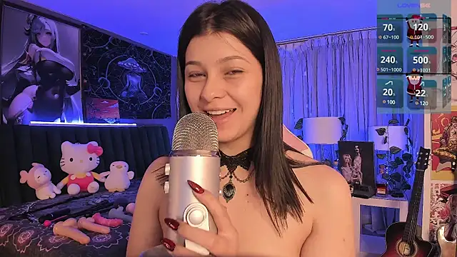 Snapshot of LanaKyutt chatting on December 2024 12:50:01 AM LanaKyutt online show from December 2024 12:50:01 AM