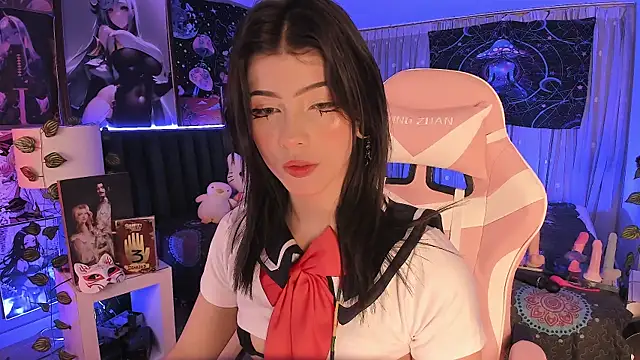 Snapshot of LanaKyutt chatting on March 2025 04:56:01 AM LanaKyutt online show from March 2025 04:56:01 AM