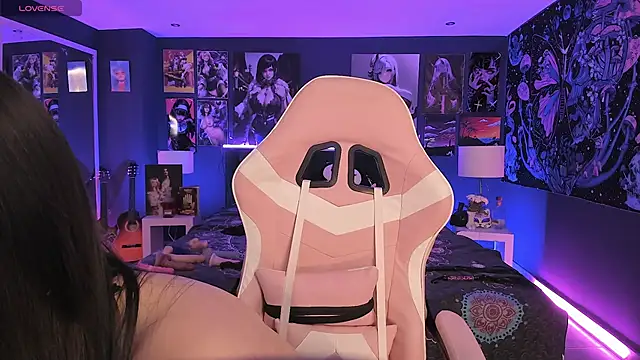 Snapshot of LanaKyutt chatting on September 2025 09:27:01 PM LanaKyutt online show from September 2025 09:27:01 PM