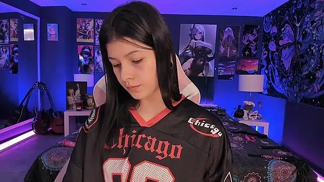 Snapshot of LanaKyutt chatting on September 2025 07:17:02 PM LanaKyutt online show from September 2025 07:17:02 PM