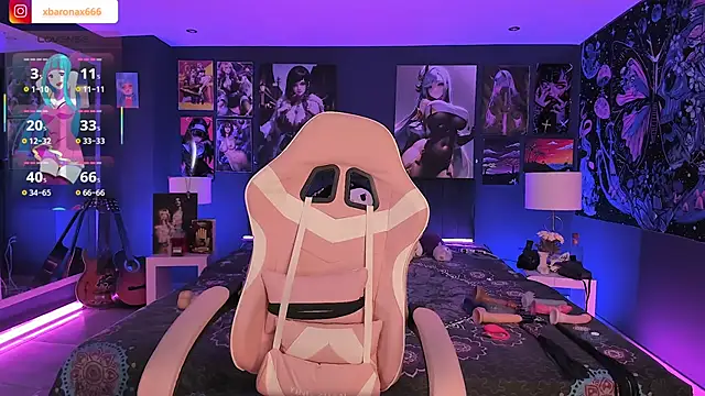 Snapshot of LanaKyutt chatting on October 2025 03:10:02 PM LanaKyutt online show from October 2025 03:10:02 PM