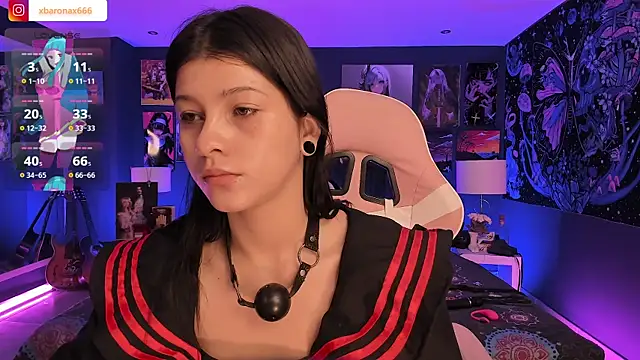 Snapshot of LanaKyutt chatting on October 2025 01:31:02 PM LanaKyutt online show from October 2025 01:31:02 PM