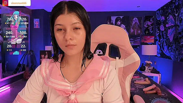 Snapshot of LanaKyutt chatting on October 2025 12:28:02 PM LanaKyutt online show from October 2025 12:28:02 PM