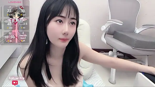 qiqi-- online show from January 2025 01:30:01 PM