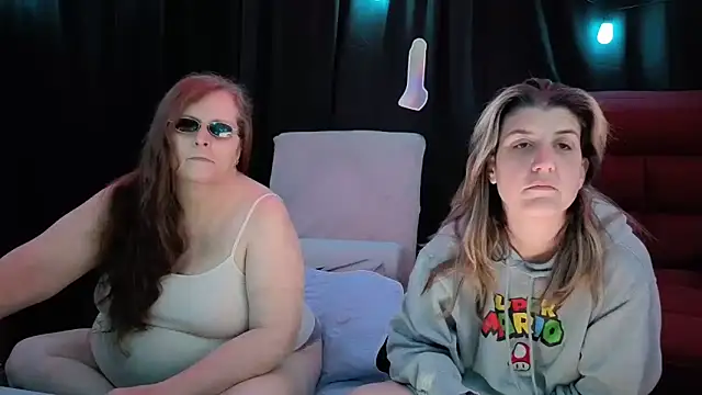 Snapshot of Sexy_Mama-69 chatting on September 2025 03:45:01 PM Sexy Mama-69 online show from September 2025 03:45:01 PM