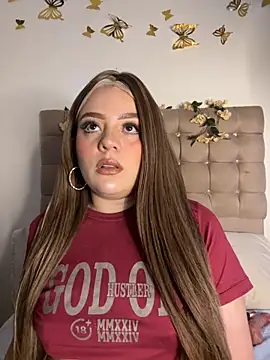 Jullieetta online show from October 2025 11:33:02 AM