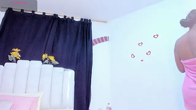 RoxannaBlanche online show from February 2026 11:40:01 AM