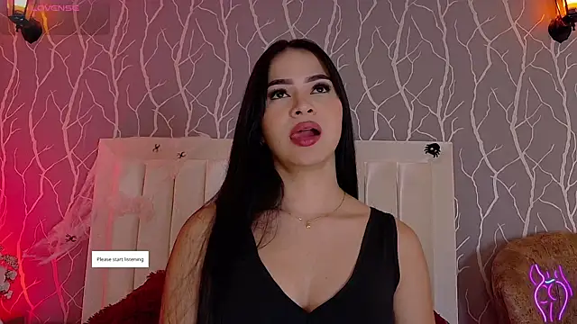 Snapshot of madison_fox1 chatting on November 2025 01:46:01 PM madison fox1 online show from November 2025 01:46:01 PM