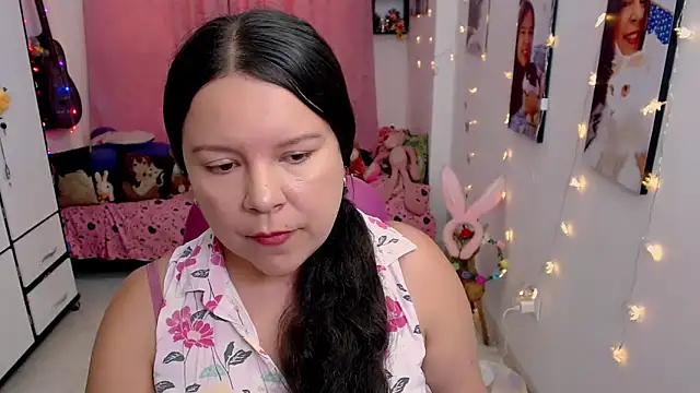 claryssa  online show from April 2026 07:58:02 PM