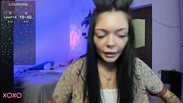 Snapshot of Mariella_Adamss chatting on February 2025 05:53:01 PM Mariella Adamss online show from February 2025 05:53:01 PM