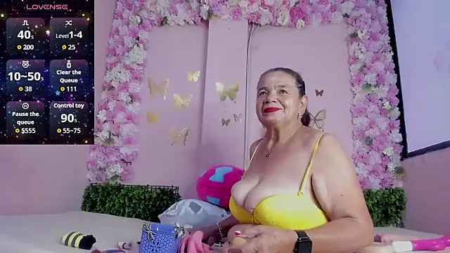 Snapshot of grandmother_milf chatting on May 2026 12:37:02 PM grandmother milf online show from May 2026 12:37:02 PM