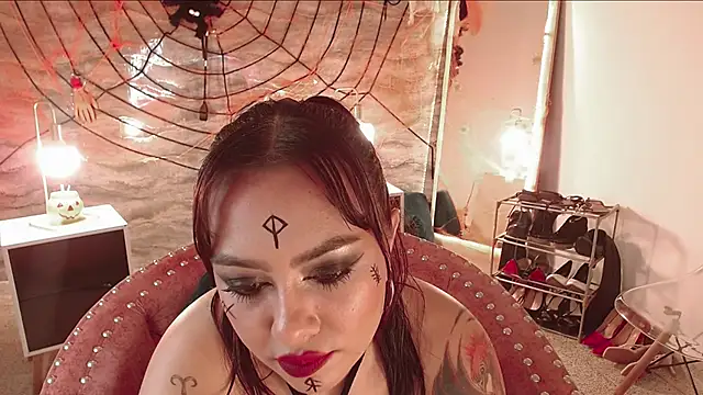 samara smithh online show from October 2025 11:51:02 AM