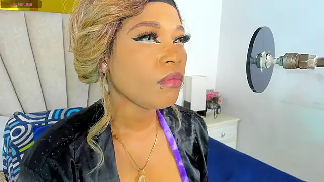 Snapshot of angel_dthroatt chatting on February 2025 12:06:02 PM angel dthroatt online show from February 2025 12:06:02 PM