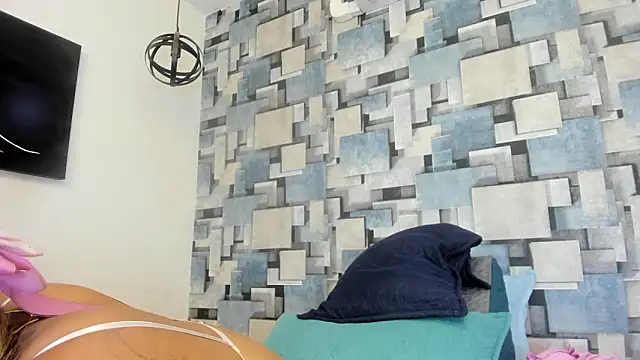 angel dthroatt online show from March 2026 12:12:01 PM