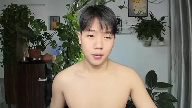 Snapshot of Oliver_Nl chatting on November 2025 04:58:02 AM Oliver Nl online show from November 2025 04:58:02 AM