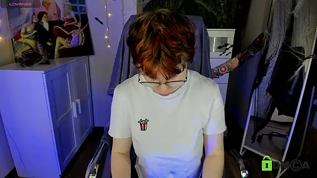 Melissa Wells online show from October 2025 08:33:02 PM