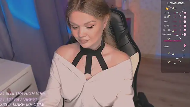 VeronaAura online show from September 2025 09:09:02 PM