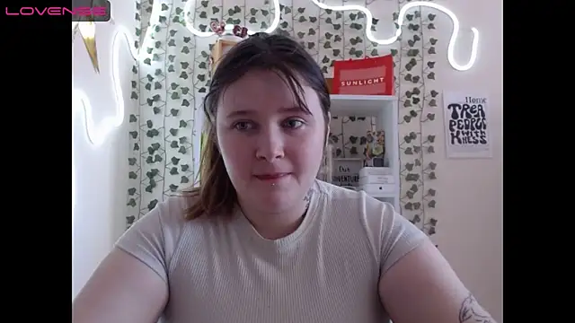 Light Luna online show from January 2025 06:24:01 AM