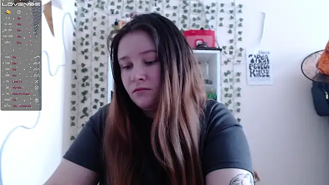 Light Luna online show from January 2025 04:36:01 AM