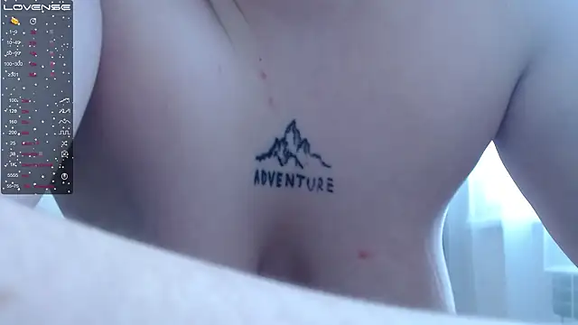 Light Luna online show from February 2025 07:59:01 AM