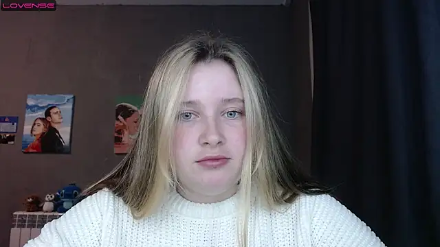 Light Luna online show from September 2025 02:51:01 PM