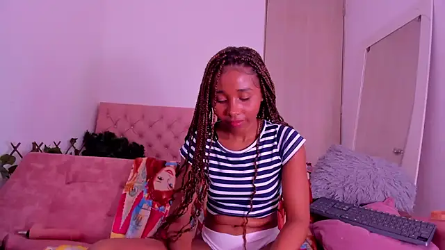 Snapshot of kimmysantoo chatting on September 2025 11:52:01 PM kimmysantoo online show from September 2025 11:52:01 PM