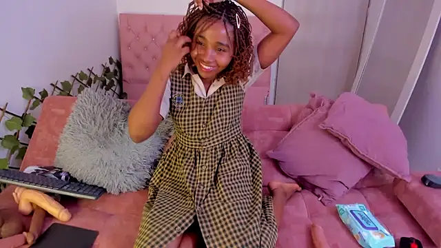 Snapshot of kimmysantoo chatting on November 2025 12:03:01 PM kimmysantoo online show from November 2025 12:03:01 PM