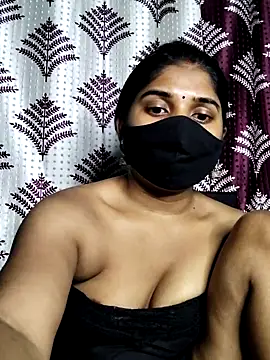 Snapshot of Luv_Adite20 chatting on February 2025 06:22:02 PM Luv Adite20 online show from February 2025 06:22:02 PM