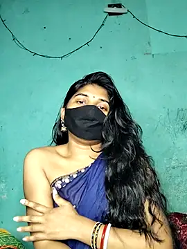 Snapshot of Luv_Adite20 chatting on February 2025 06:19:02 PM Luv Adite20 online show from February 2025 06:19:02 PM