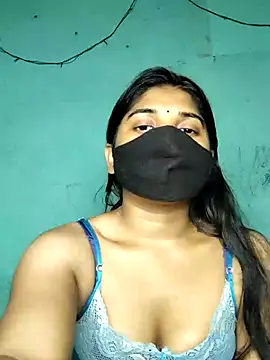 Snapshot of Luv_Adite20 chatting on March 2025 11:31:01 PM Luv Adite20 online show from March 2025 11:31:01 PM