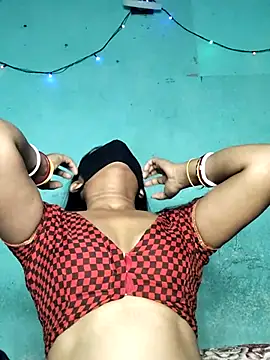 Snapshot of Luv_Adite20 chatting on March 2025 05:43:02 PM Luv Adite20 online show from March 2025 05:43:02 PM