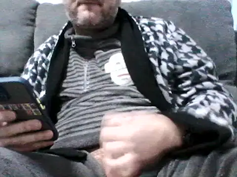 Snapshot of daky_86 chatting on February 2025 07:05:01 PM daky 86 online show from February 2025 07:05:01 PM