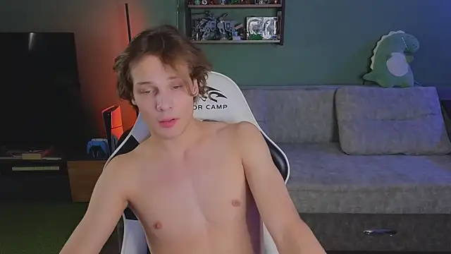 Snapshot of TeddyLiLboy chatting on October 2025 03:47:02 PM TeddyLiLboy online show from October 2025 03:47:02 PM